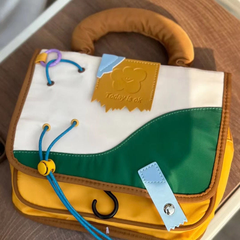 Wholesale Large Capacity Cute Contrasting Color Makeup and Toiletries Storage Bag